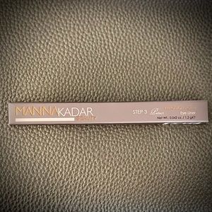 EYELINER PEN Manna Kadar Precision Point Eye Liner